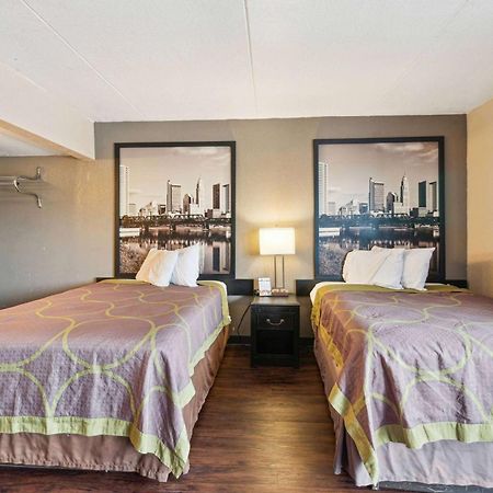 Super 8 By Wyndham Millbury/Toledo Otel Dış mekan fotoğraf